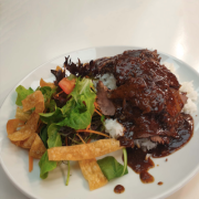 Black Pepper Beef on Rice